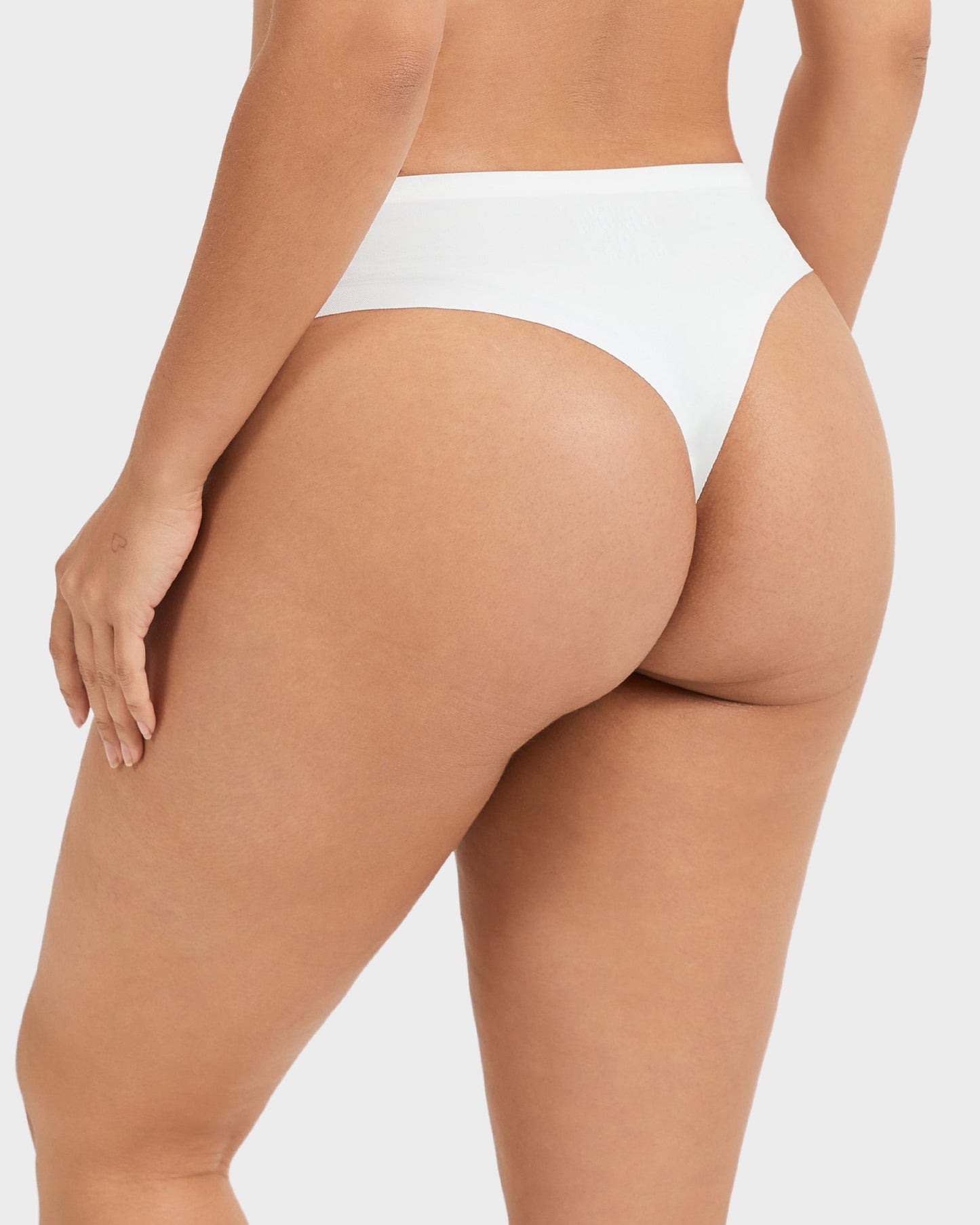 Seamless Invisible Comfort Thongs (5 Pack)